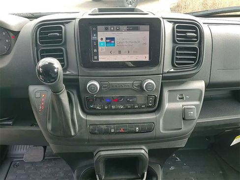 Used 2025 RAM ProMaster 2500 w/ Convenience Group image 28