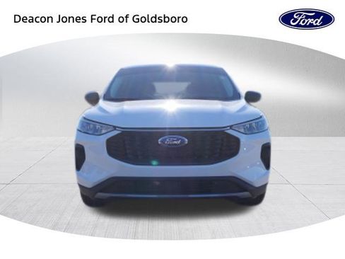 Used 2024 Ford Escape Active w/ Cold Weather Package image 8