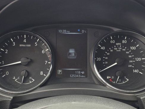 Used 2017 Nissan Rogue S FWD image 27