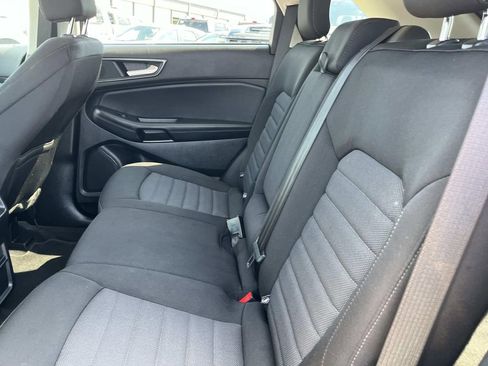 Used 2024 Ford Edge SE image 21