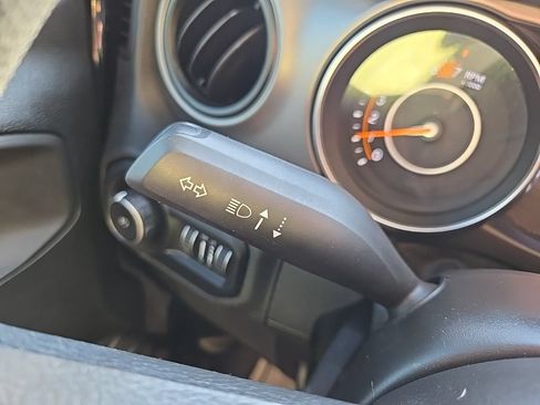 Used 2021 Jeep Wrangler Unlimited Sport AWD/4WD image 41