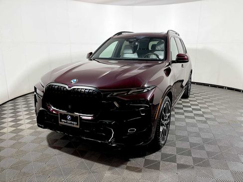 Certified 2023 BMW X7 xDrive40i w/ M Sport Package image 2