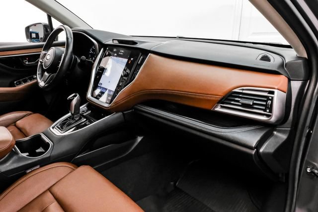 Used 2020 Subaru Outback Touring XT AWD/4WD image 19