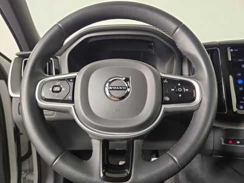 Used 2022 Volvo XC60 T8 R-Design w/ Advanced Package AWD/4WD image 22