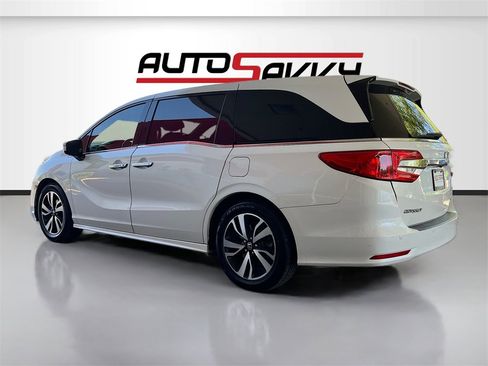 Used 2020 Honda Odyssey Elite image 5