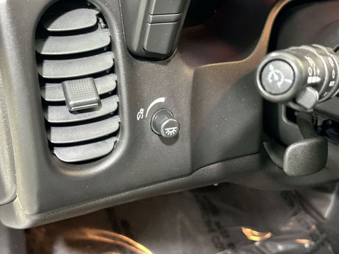 Used 2011 Chevrolet Corvette Coupe w/ Roof Package image 17