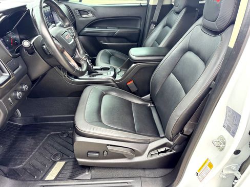 Used 2022 GMC Canyon AT4 w/ Trailering Package image 11