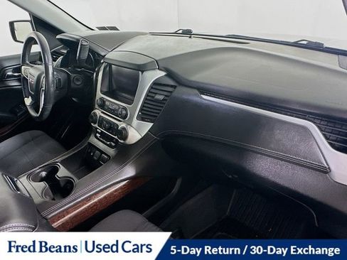 Used 2020 GMC Yukon SLE w/ SLE Value Package image 32