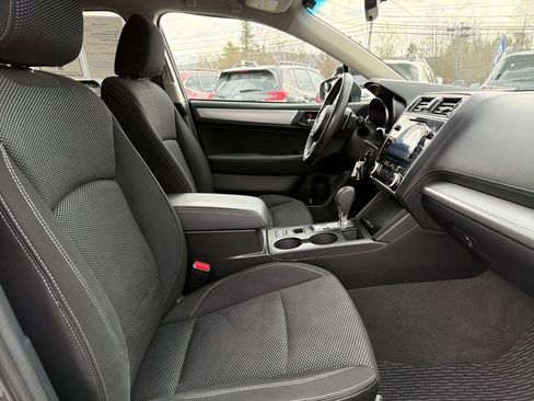 Used 2019 Subaru Outback 2.5i Premium image 38