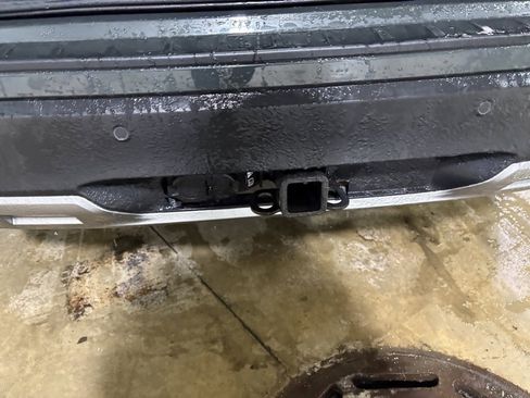 Used 2023 Ford Explorer XLT w/ Equipment Group 202A image 29