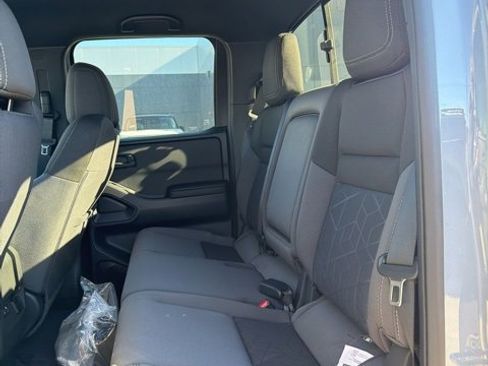 New 2026 Nissan Frontier SV w/ SV Convenience Package image 7