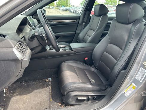 Used 2019 Honda Accord Sport image 14