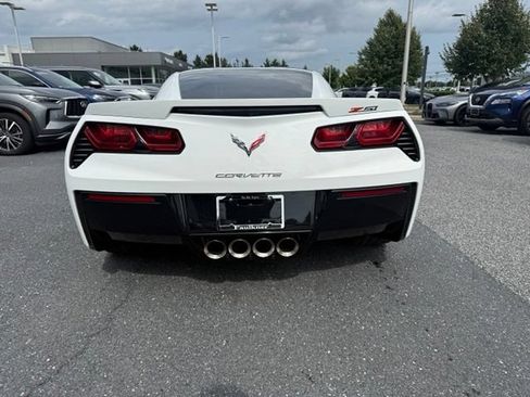 Used 2014 Chevrolet Corvette Stingray Coupe RWD image 11