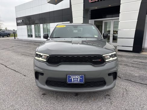 Used 2023 Dodge Durango GT image 2