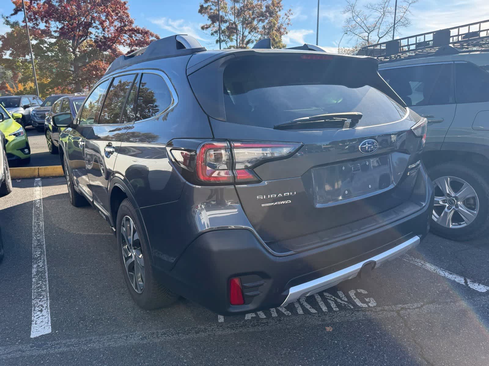 Certified 2022 Subaru Outback Touring XT AWD/4WD image 2