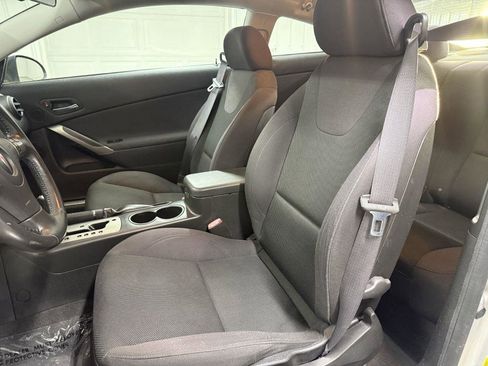 Used 2007 Pontiac G6 GT image 13
