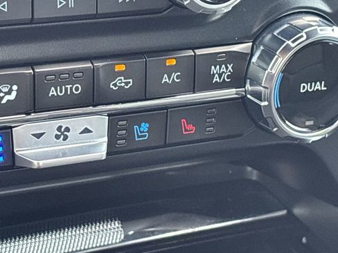 Used 2024 Ford F150 Raptor AWD/4WD image 25