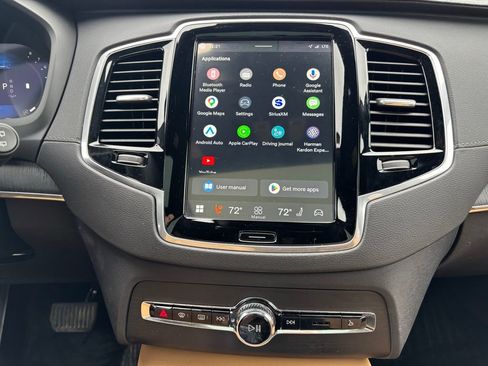 Certified 2024 Volvo XC90 B6 Ultimate AWD/4WD image 11