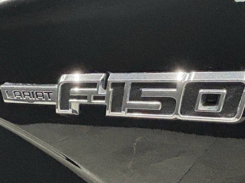 Used 2011 Ford F150 Lariat RWD image 4