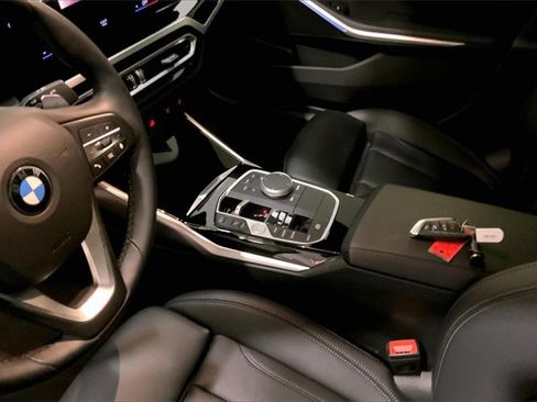 Used 2023 BMW 330i Sedan image 16