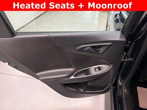 Used 2021 Chevrolet Malibu LT w/ Leather Package image 16