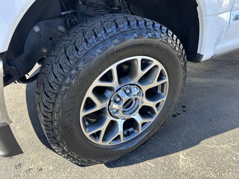 Used 2021 Ford F250 Lariat w/ Lariat Ultimate Package image 9