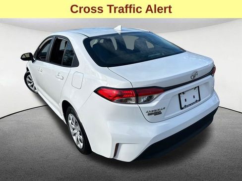 Used 2024 Toyota Corolla LE FWD image 8