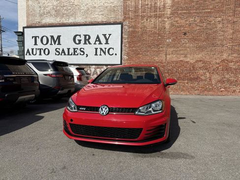 Used 2017 Volkswagen GTI Autobahn FWD image 1