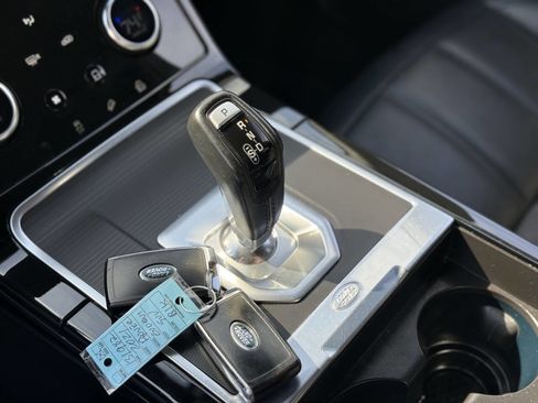 Used 2021 Land Rover Range Rover Evoque S image 12