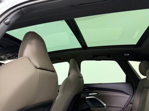 New 2025 Audi Q5 Premium Plus image 16