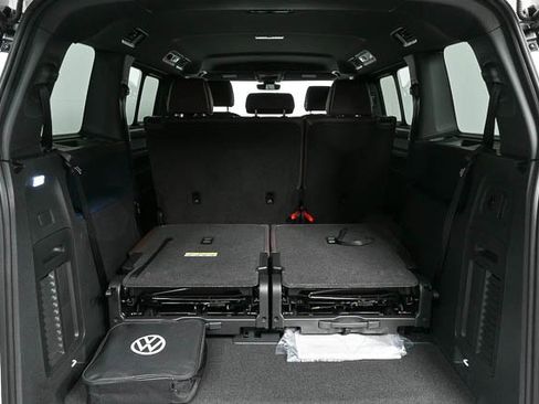 New 2025 Volkswagen ID. Buzz Pro S image 25