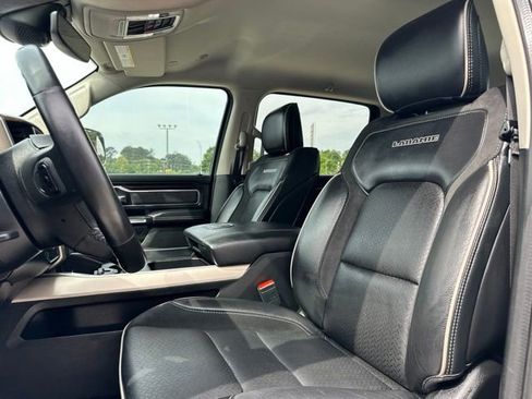 Used 2022 RAM 1500 Laramie AWD/4WD image 10