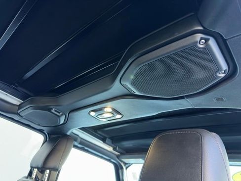 Used 2021 Jeep Wrangler Unlimited Sahara image 22