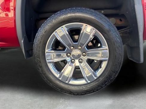 Used 2018 GMC Sierra 1500 SLT AWD/4WD image 32