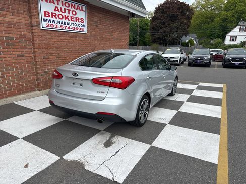 Used 2015 Kia Forte EX w/ Premium Package FWD image 3