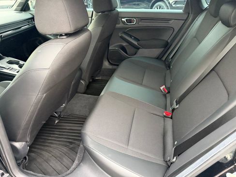 Used 2024 Honda Civic Sport image 4