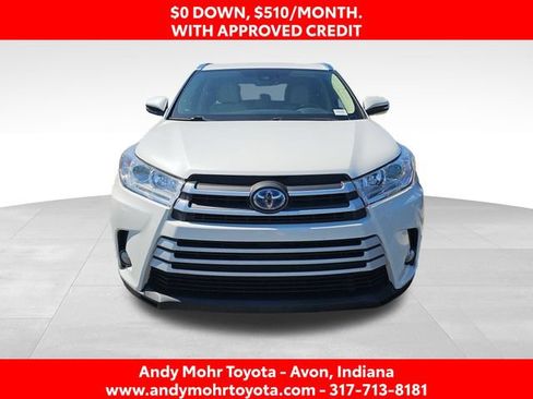 Used 2017 Toyota Highlander XLE AWD/4WD image 3