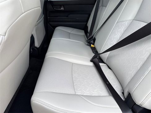 Used 2025 Toyota Tacoma Limited image 16