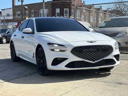 Used 2022 Genesis G70 3.3T image 3
