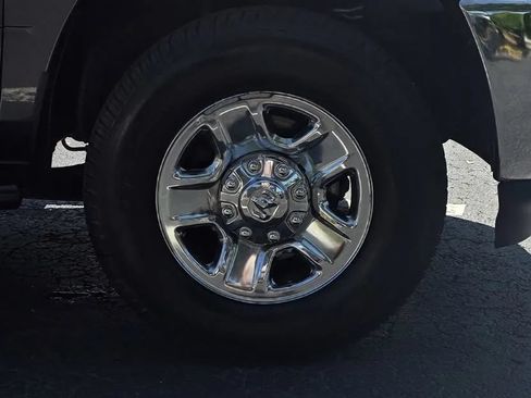 Used 2021 RAM 2500 Tradesman AWD/4WD image 36