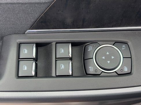 Used 2024 Ford F350 Lariat w/ Chrome Package image 24