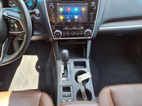 Used 2019 Subaru Outback 2.5i Touring w/ Popular Package #3A AWD/4WD image 15