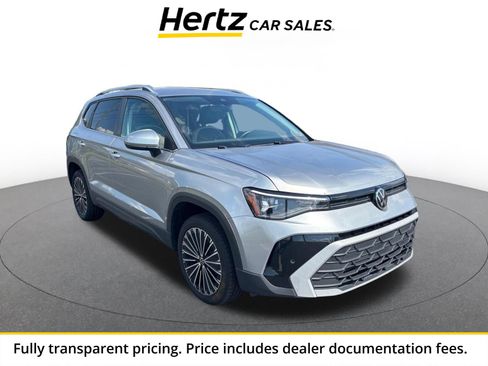 Used 2025 Volkswagen Taos SE FWD image 1