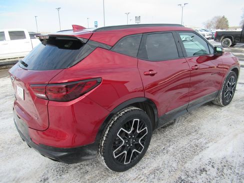 Certified 2023 Chevrolet Blazer RS w/ Driver Confidence II Package image 5