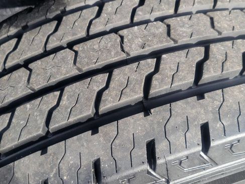 Used 2023 Jeep Gladiator Sport image 14