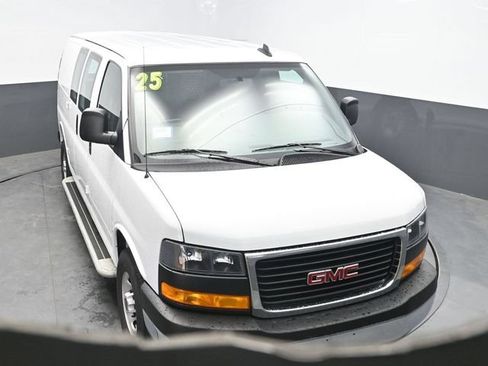 Used 2025 GMC Savana 2500 w/ Driver Convenience Package RWD image 28