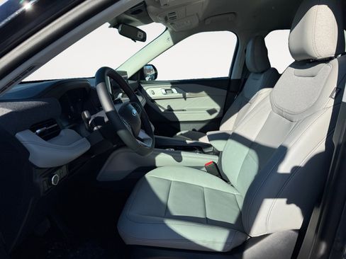 New 2026 Ford Explorer Active w/ Active Comfort Package image 11