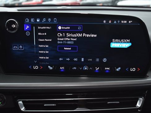 New 2026 Chevrolet Traverse LT w/ Driver Confidence Package image 19