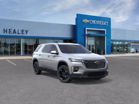 Used 2023 Chevrolet Traverse LT w/ Midnight/Sport Edition image 1