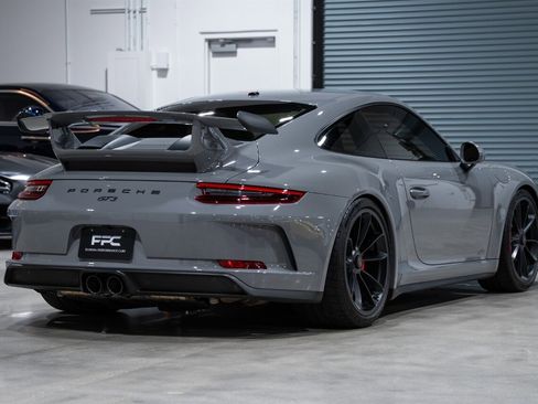 Used 2018 Porsche 911 GT3 image 15